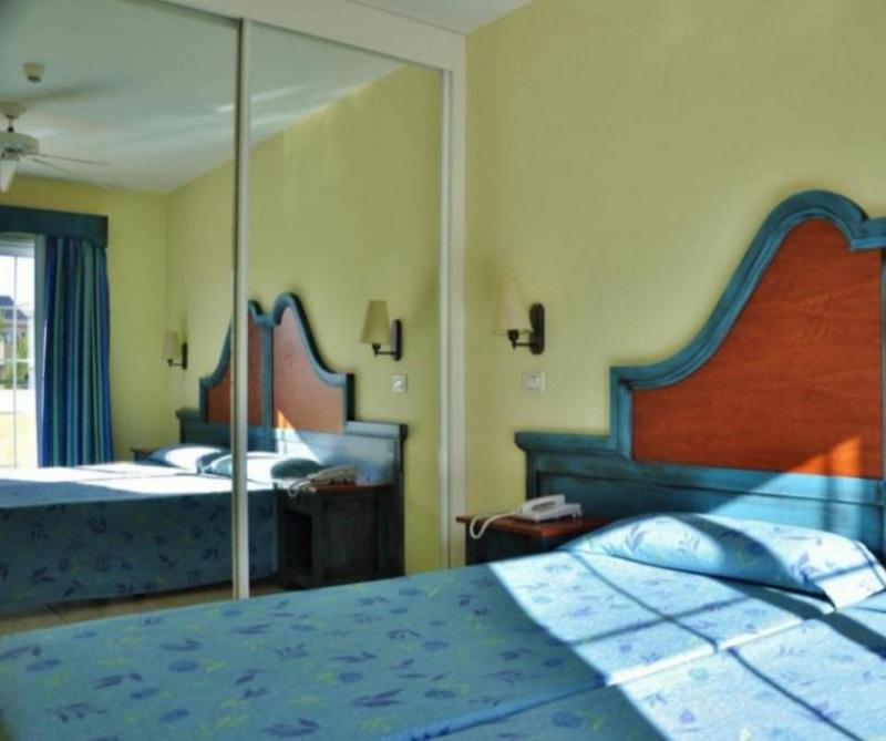 Apartamentos Granada Park ปลายาเดลาสอเมริกาส ภายนอก รูปภาพ