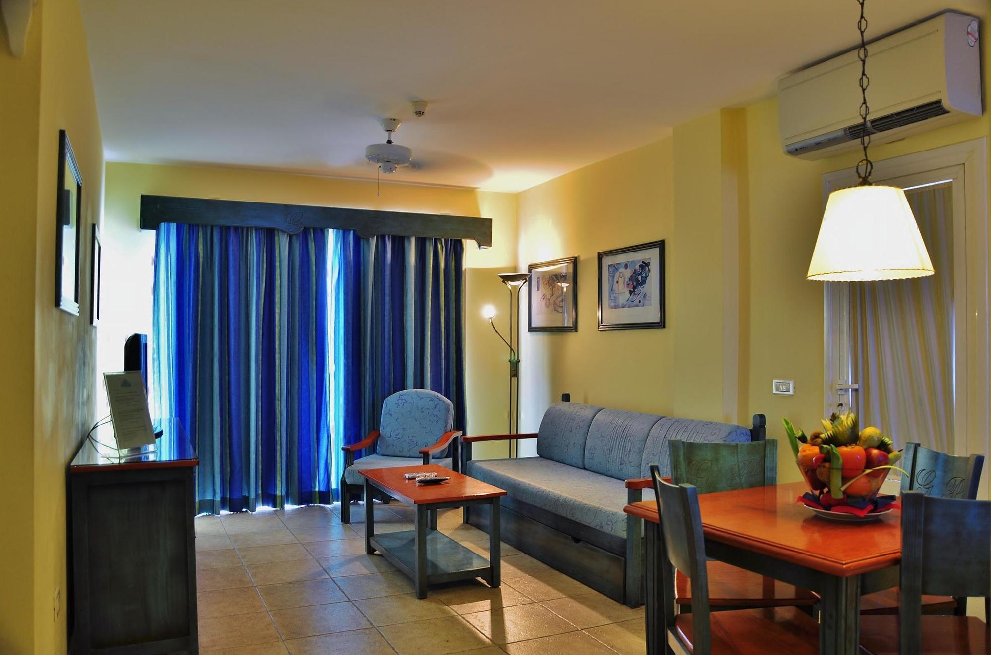 Apartamentos Granada Park ปลายาเดลาสอเมริกาส ภายนอก รูปภาพ